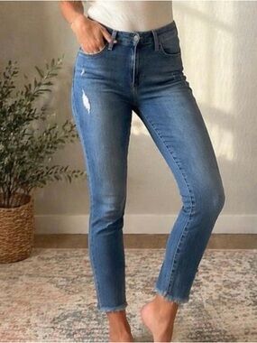 Just Black size 30 High-Rise Slim Crop Jeans - lightly distressed